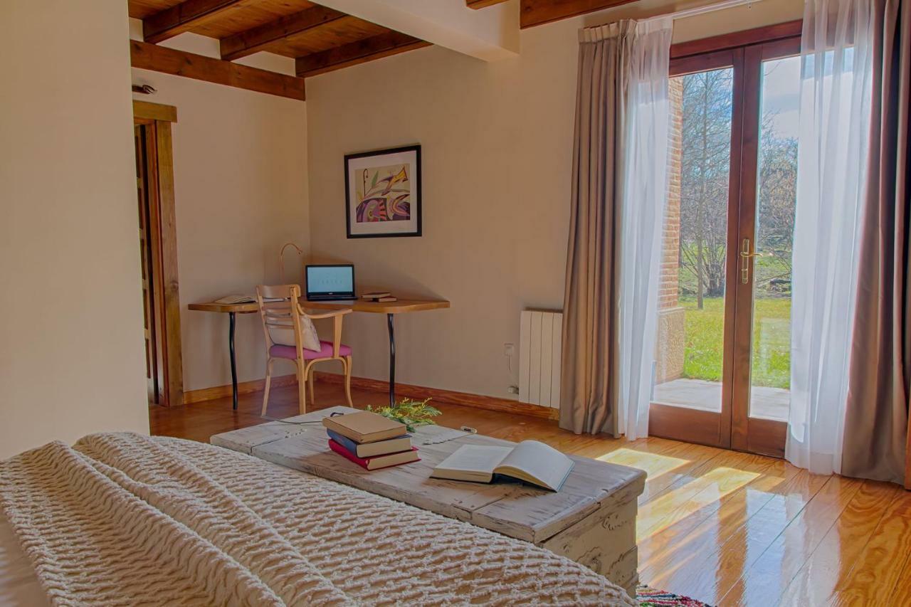 Sabina Hotel Arenas de San Pedro Room photo